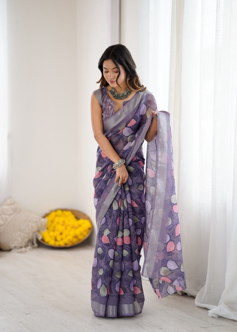 Beautiful Lavender Lilan Patta Printed Saree with Matching Blouse