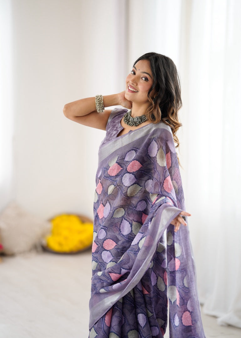 Beautiful Lavender Lilan Patta Printed Saree with Matching Blouse