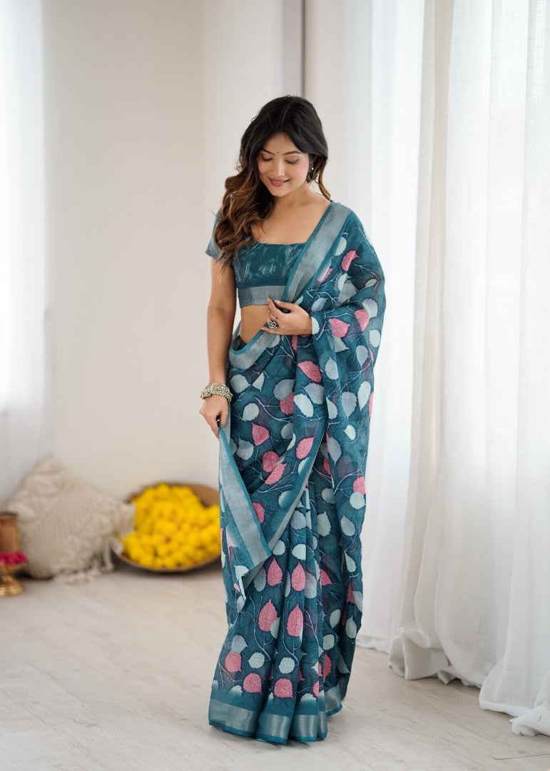 Refreshing Morpich Lilan Patta Printed Saree with Matching Blouse