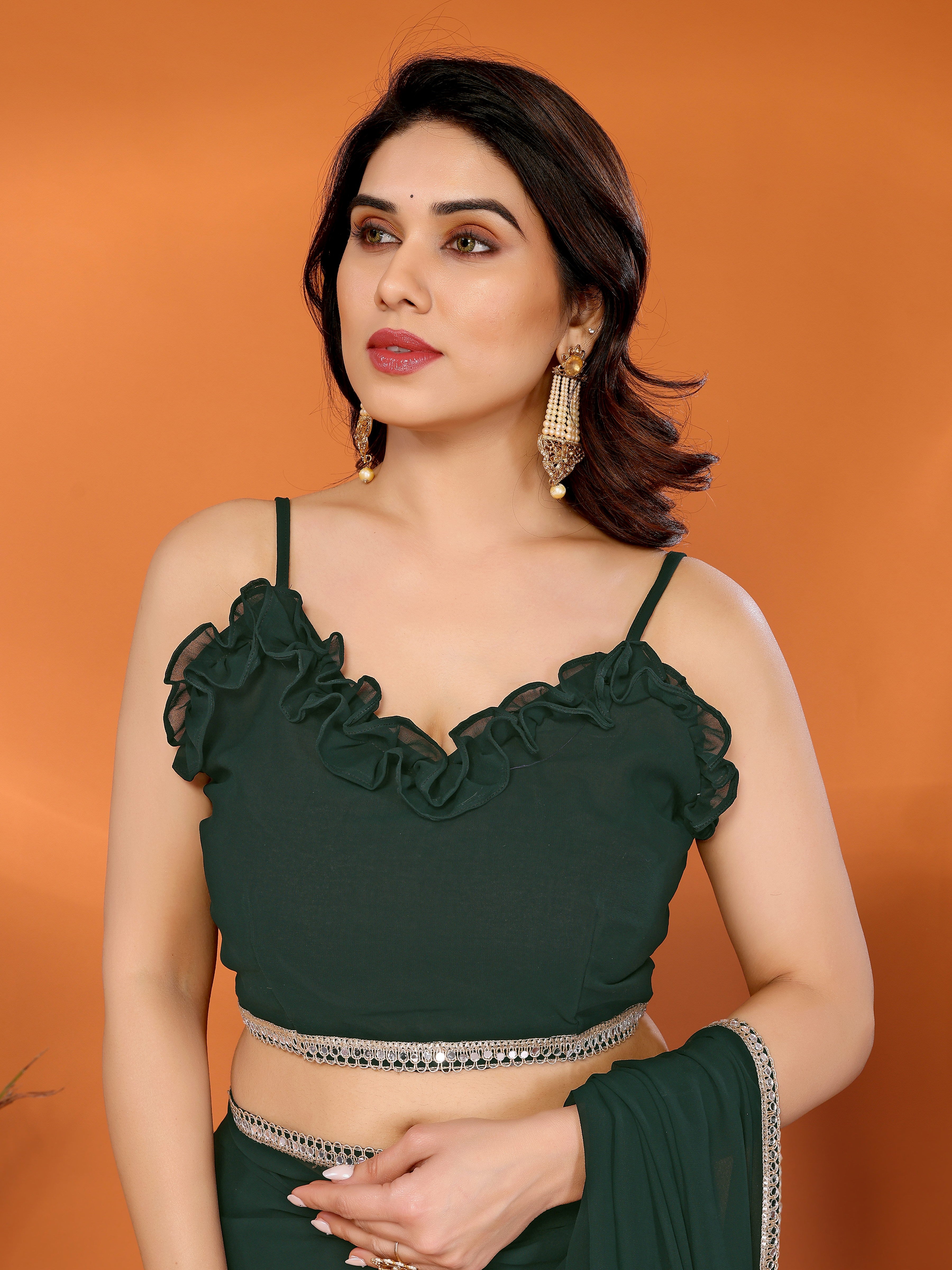 Green Solid Georgette Mirror Border Saree with Matching Blouse