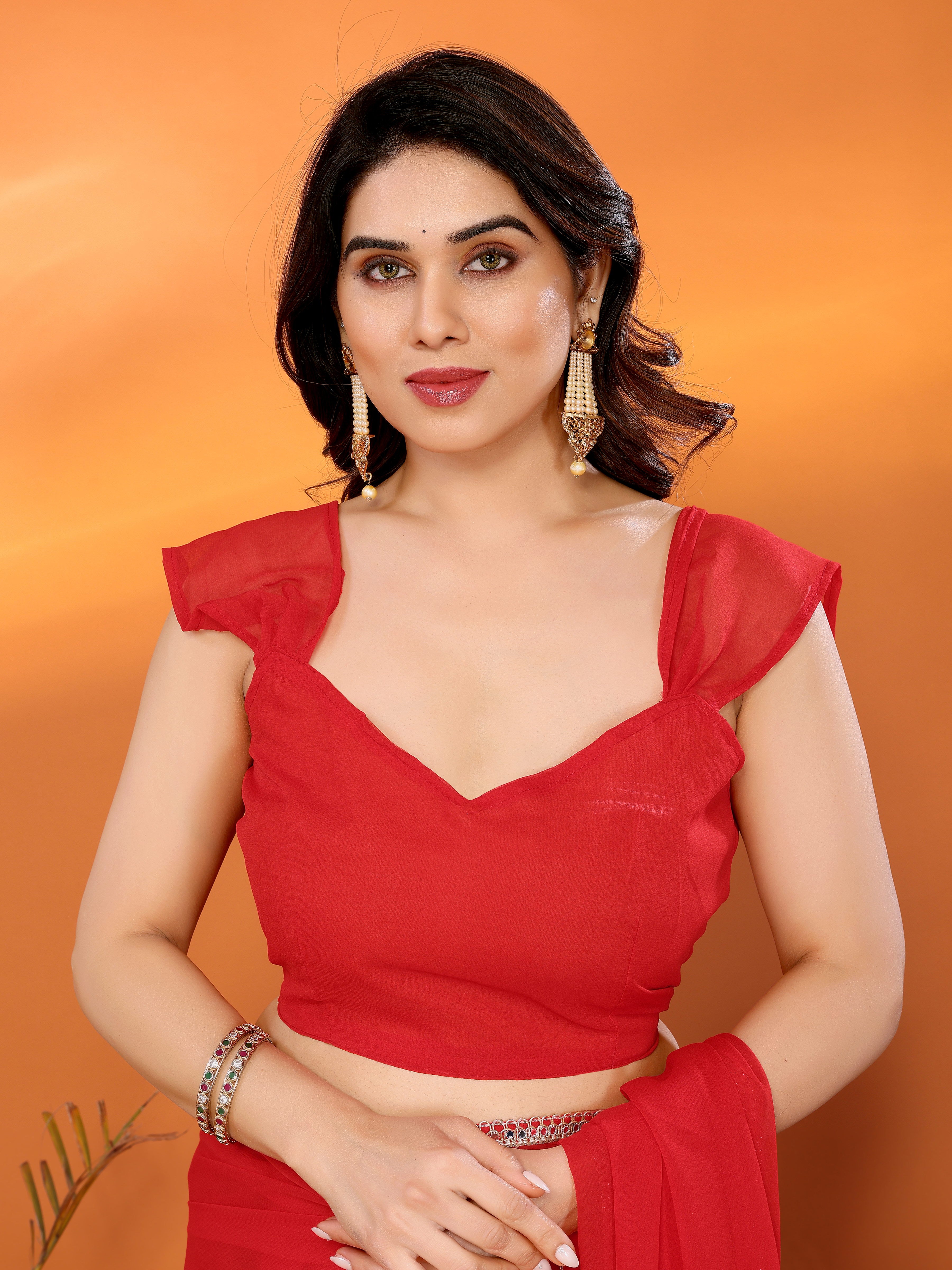 Red Solid Georgette Saree with Mirror Border & Matching Blouse